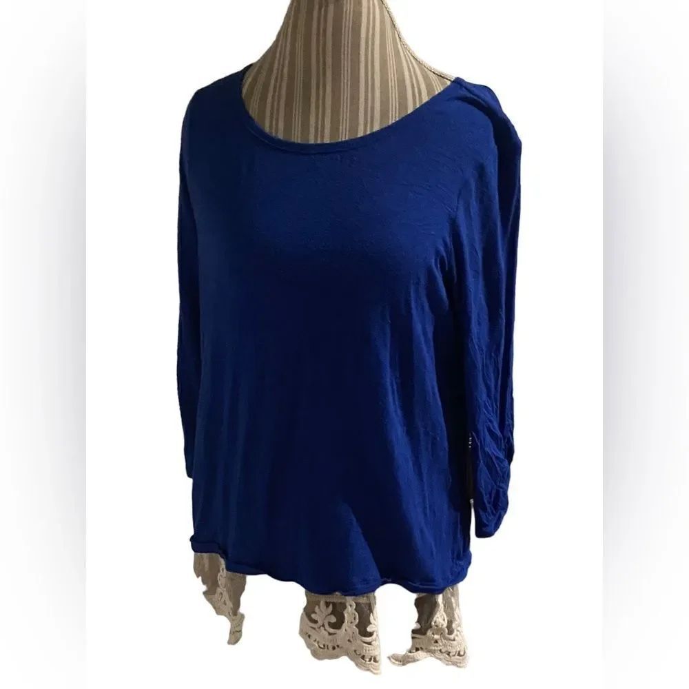 New Directions size medium bright blue with layered lace cute top